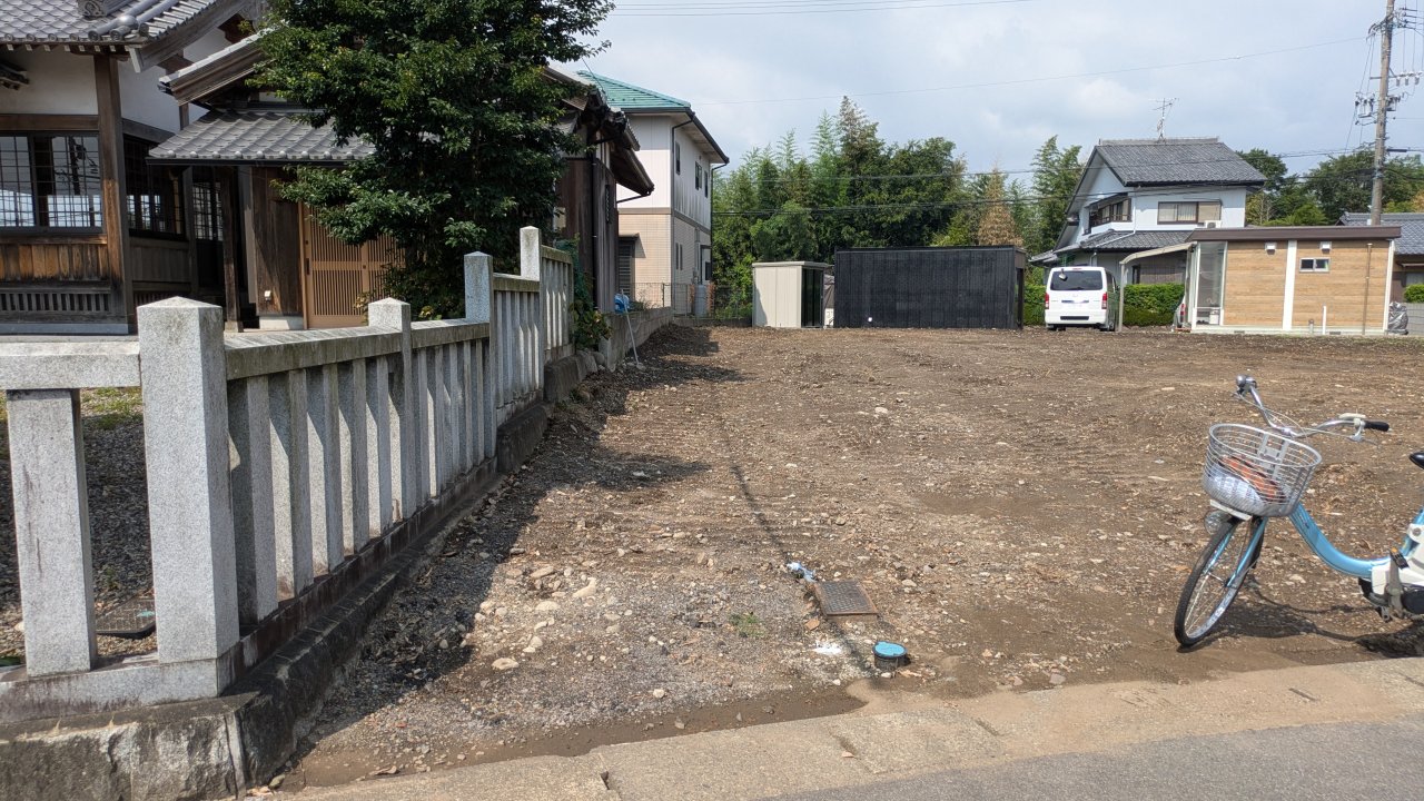 神社境内北　売地